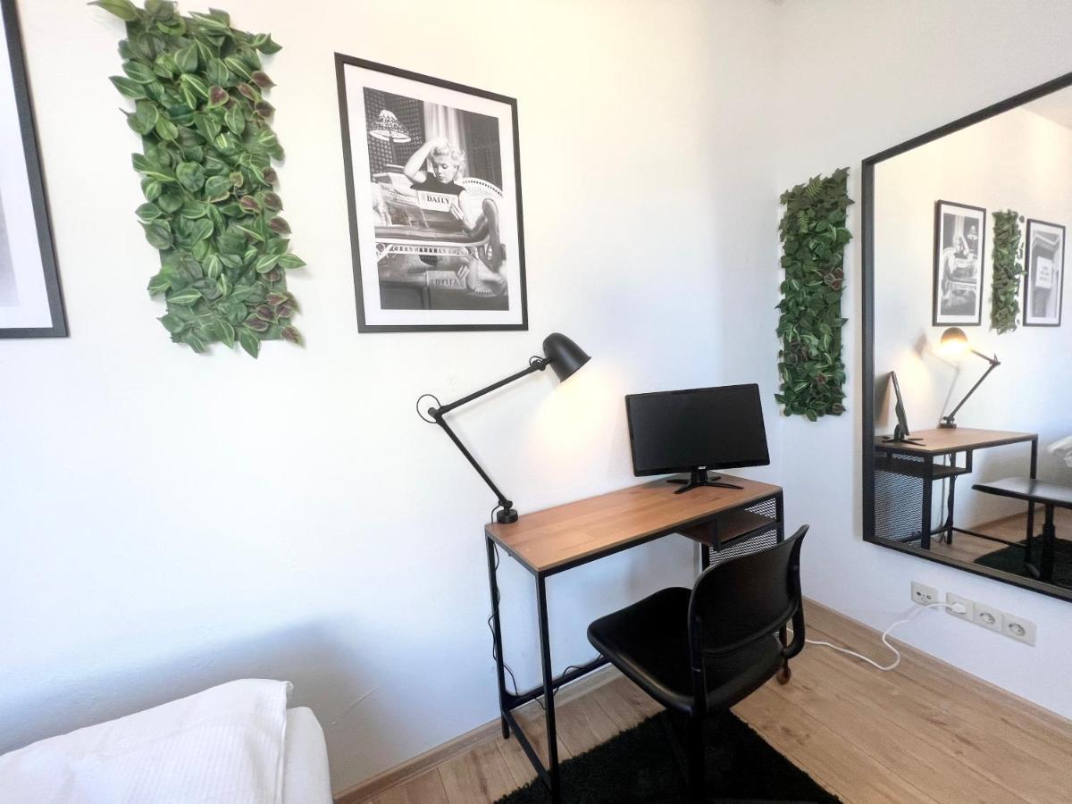 Grosses Apartment Μπρέμερχαφεν Εξωτερικό φωτογραφία